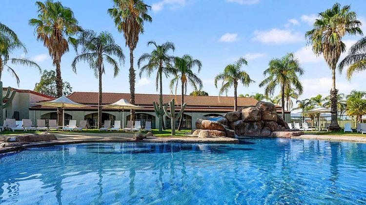 Quality Siesta Resort Pool