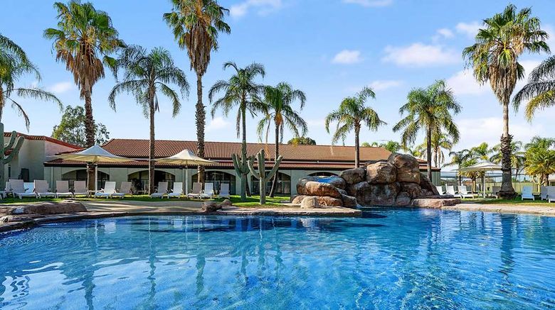 <b>Quality Siesta Resort Pool</b>. Images powered by <a href="https://iceportal.shijigroup.com/" title="IcePortal" target="_blank">IcePortal</a>.