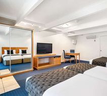 Quality Siesta Resort Room