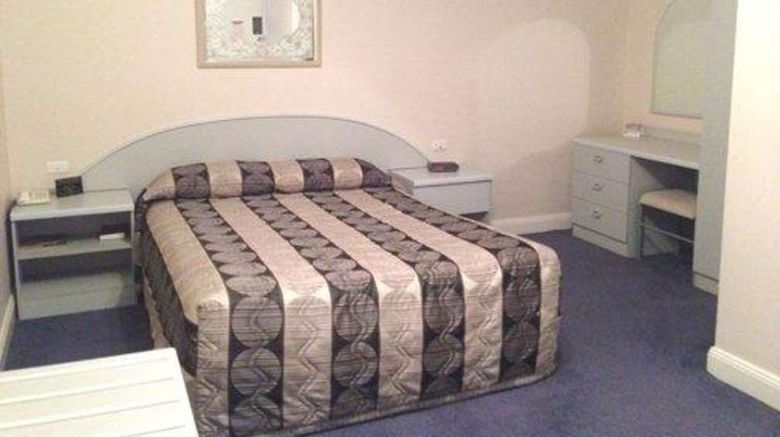 <b>Comfort Inn Crystal Room</b>. Images powered by <a href="https://iceportal.shijigroup.com/" title="IcePortal" target="_blank">IcePortal</a>.