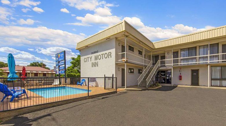 <b>Comfort Inn Dubbo City Exterior</b>. Images powered by <a href="https://iceportal.shijigroup.com/" title="IcePortal" target="_blank">IcePortal</a>.