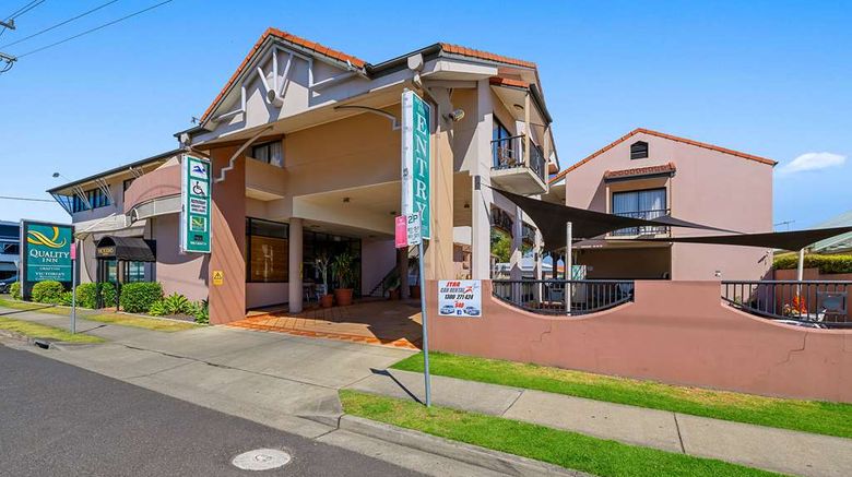 <b>Comfort Inn Grafton Exterior</b>. Images powered by <a href="https://iceportal.shijigroup.com/" title="IcePortal" target="_blank">IcePortal</a>.