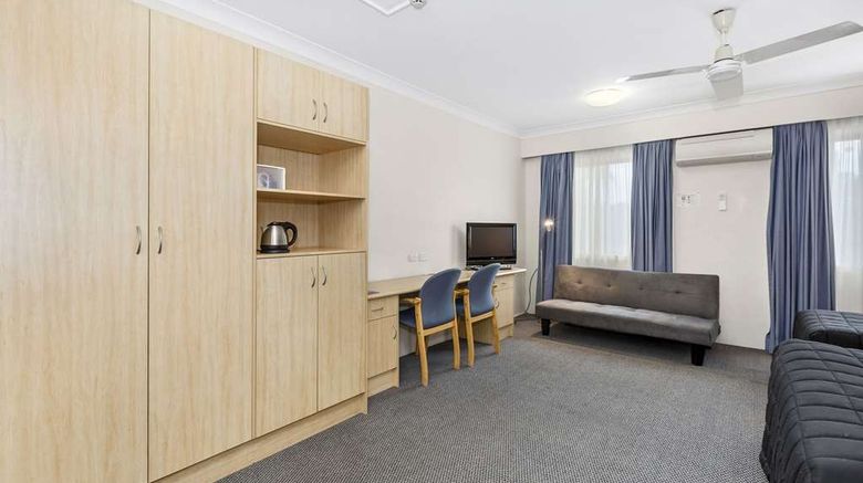 <b>Comfort Inn Centrepoint Room</b>. Images powered by <a href="https://iceportal.shijigroup.com/" title="IcePortal" target="_blank">IcePortal</a>.