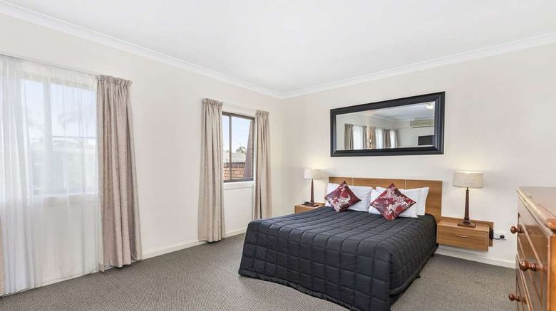 <b>Comfort Inn Centrepoint Room</b>. Images powered by <a href="https://iceportal.shijigroup.com/" title="IcePortal" target="_blank">IcePortal</a>.
