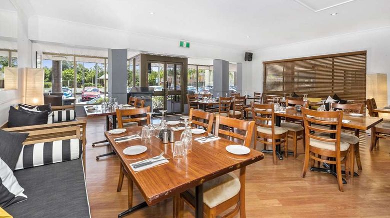 <b>Comfort Inn Centrepoint Restaurant</b>. Images powered by <a href="https://iceportal.shijigroup.com/" title="IcePortal" target="_blank">IcePortal</a>.