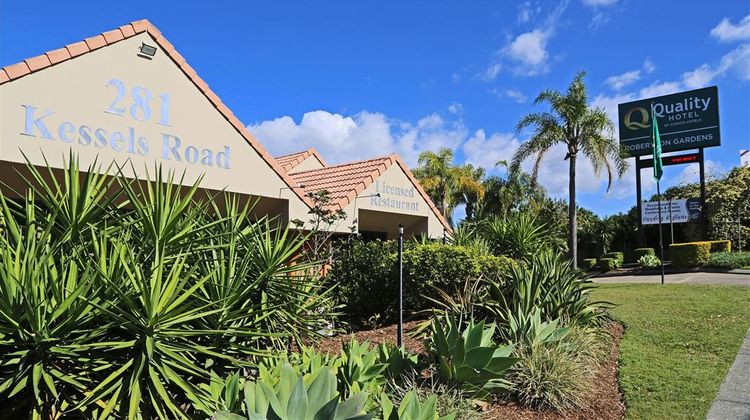 Quality Hotel Robertson Gardens Exterior