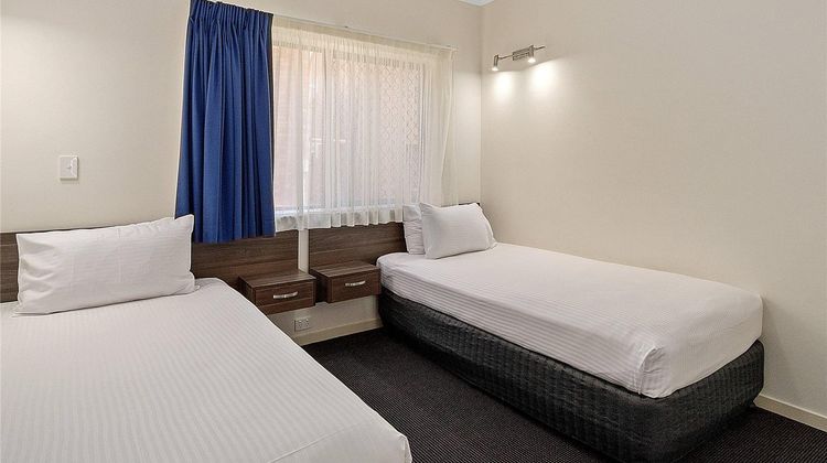 Quality Hotel Robertson Gardens Suite