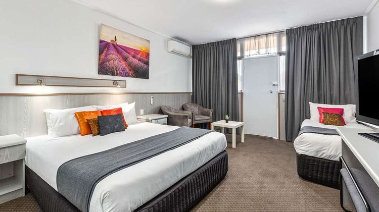 Comfort Inn Room