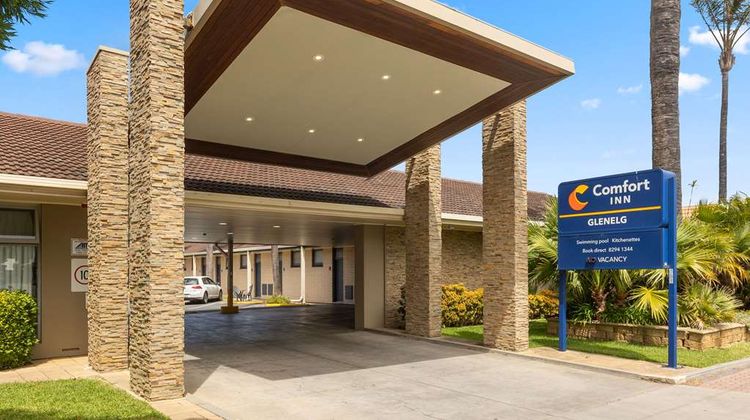 Comfort Inn Exterior