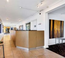 Comfort Inn Manhattan Lobby