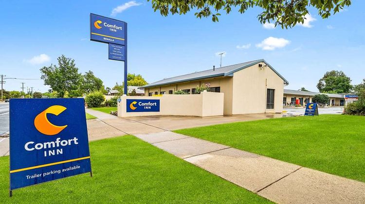 Comfort Inn Exterior