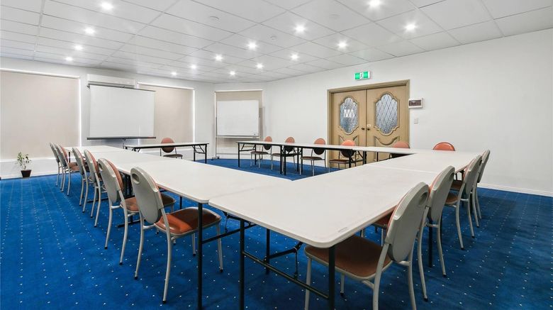 <b>Comfort Inn Dandenong Meeting</b>. Images powered by <a href="https://iceportal.shijigroup.com/" title="IcePortal" target="_blank">IcePortal</a>.
