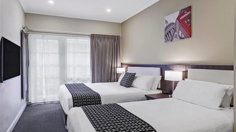 <b>Quality Hotel Melbourne Airport Room</b>. Images powered by <a href="https://iceportal.shijigroup.com/" title="IcePortal" target="_blank">IcePortal</a>.