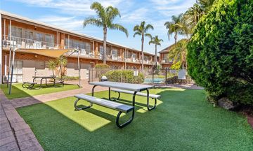 Quality Hotel Melbourne Airport