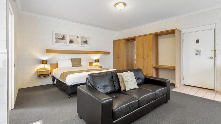 Comfort Inn & Suites King Avenue Room