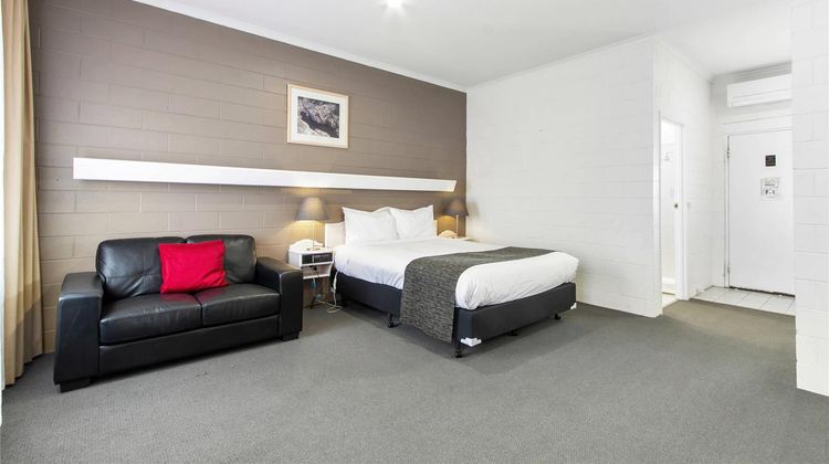 Comfort Inn & Suites King Avenue Room