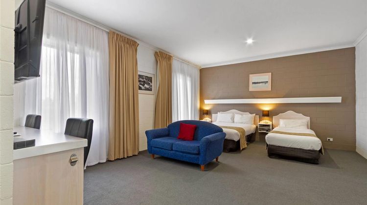 Comfort Inn & Suites King Avenue Room