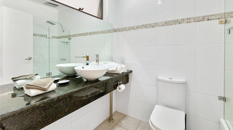<b>Comfort Inn Coach & Bushmans Room</b>. Images powered by <a href="https://iceportal.shijigroup.com/" title="IcePortal" target="_blank">IcePortal</a>.