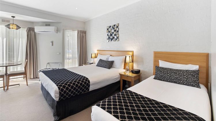 Comfort Inn Coach & Bushmans Room