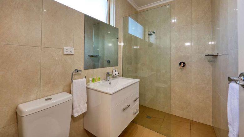 <b>Quality Inn Swan Hill Room</b>. Images powered by <a href="https://iceportal.shijigroup.com/" title="IcePortal" target="_blank">IcePortal</a>.