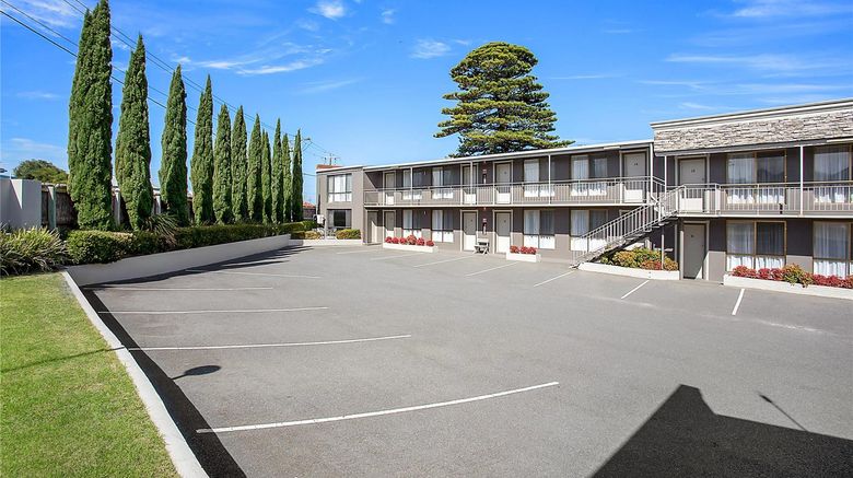 <b>Comfort Inn on Raglan Exterior</b>. Images powered by <a href="https://iceportal.shijigroup.com/" title="IcePortal" target="_blank">IcePortal</a>.