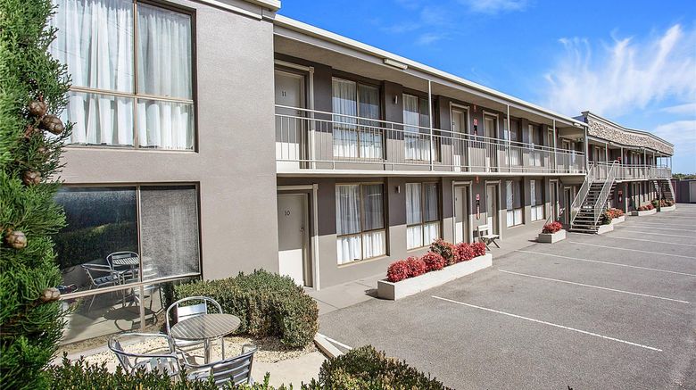 <b>Comfort Inn on Raglan Exterior</b>. Images powered by <a href="https://iceportal.shijigroup.com/" title="IcePortal" target="_blank">IcePortal</a>.