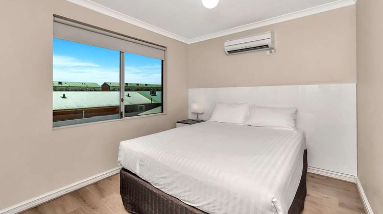 Quality Inn Railway Room