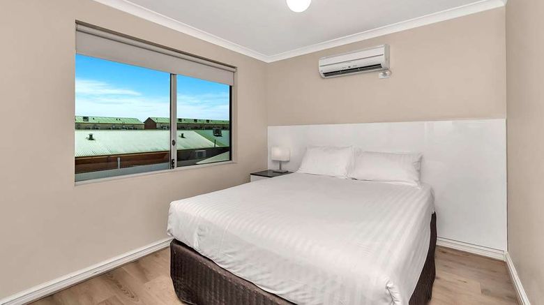 <b>Quality Inn Railway Room</b>. Images powered by <a href="https://iceportal.shijigroup.com/" title="IcePortal" target="_blank">IcePortal</a>.