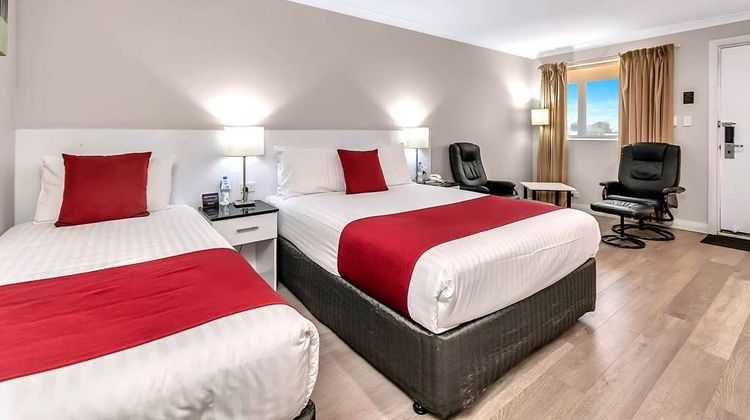 Quality Inn Railway Room