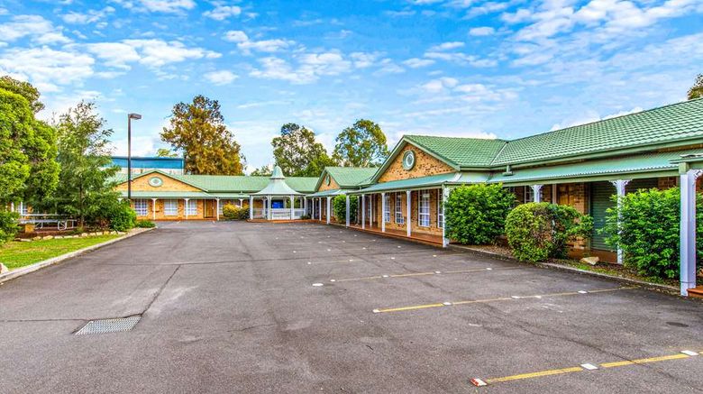 <b>Quality Inn Penrith Exterior</b>. Images powered by <a href="https://iceportal.shijigroup.com/" title="IcePortal" target="_blank">IcePortal</a>.