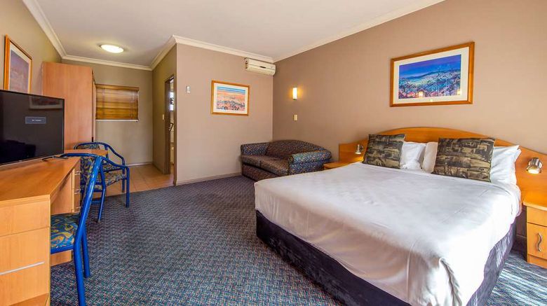 <b>Quality Inn Penrith Room</b>. Images powered by <a href="https://iceportal.shijigroup.com/" title="IcePortal" target="_blank">IcePortal</a>.