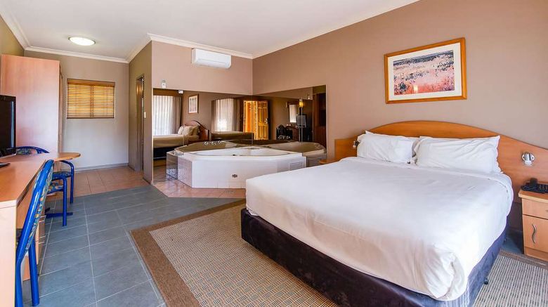 <b>Quality Inn Penrith Room</b>. Images powered by <a href="https://iceportal.shijigroup.com/" title="IcePortal" target="_blank">IcePortal</a>.