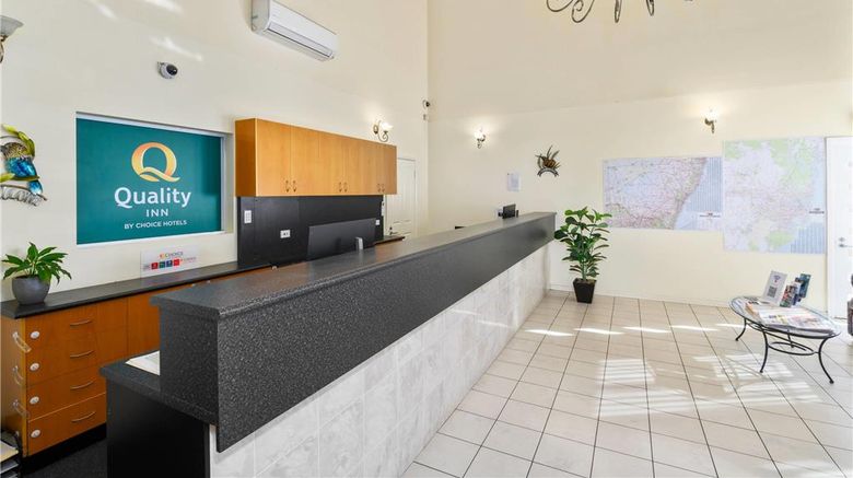 <b>Quality Inn Penrith Lobby</b>. Images powered by <a href="https://iceportal.shijigroup.com/" title="IcePortal" target="_blank">IcePortal</a>.