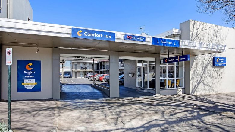 <b>Comfort Inn Western Exterior</b>. Images powered by <a href="https://iceportal.shijigroup.com/" title="IcePortal" target="_blank">IcePortal</a>.