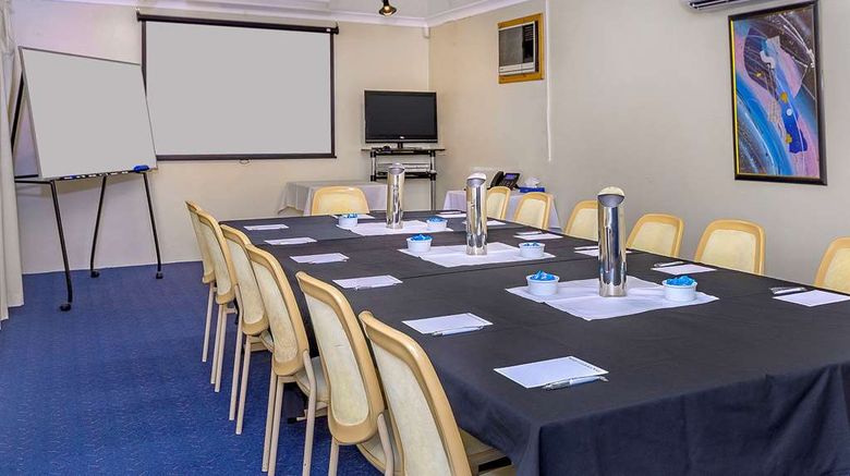 <b>Comfort Inn Bay of Isles Meeting</b>. Images powered by <a href="https://iceportal.shijigroup.com/" title="IcePortal" target="_blank">IcePortal</a>.