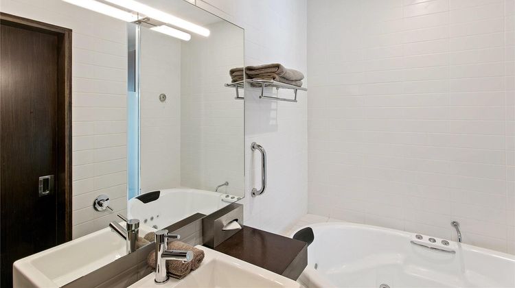 Quality Inn Heritage on Lydiard Room