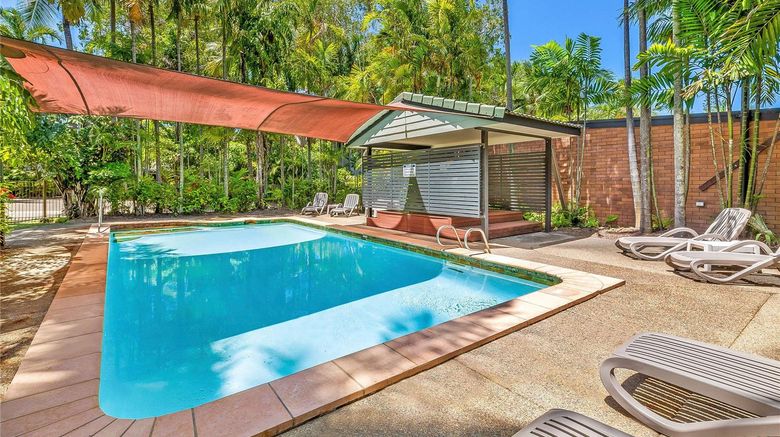 <b>Comfort Resort Blue Pacific Pool</b>. Images powered by <a href="https://iceportal.shijigroup.com/" title="IcePortal" target="_blank">IcePortal</a>.