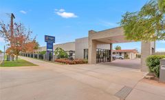 Comfort Inn Deakin Palms