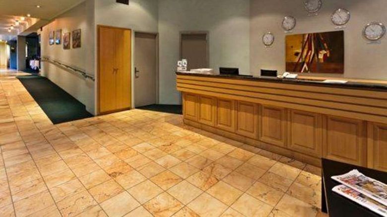 <b>Quality Hotel Manor Lobby</b>. Images powered by <a href="https://iceportal.shijigroup.com/" title="IcePortal" target="_blank">IcePortal</a>.