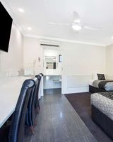 Comfort Inn May Park