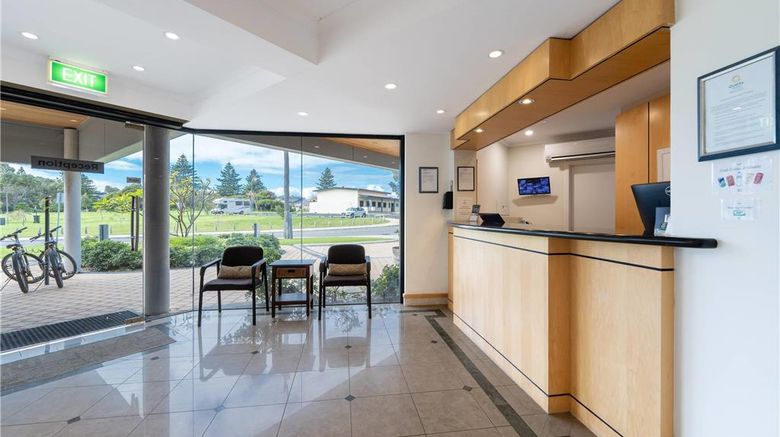 <b>Quality Resort Sorrento Beach Lobby</b>. Images powered by <a href="https://iceportal.shijigroup.com/" title="IcePortal" target="_blank">IcePortal</a>.