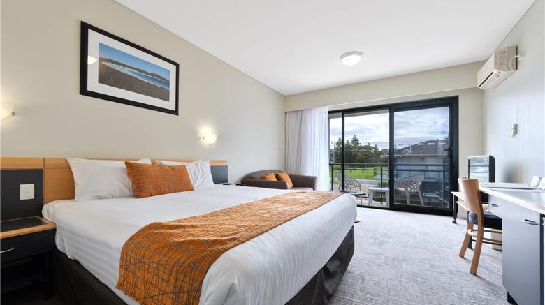 <b>Quality Resort Sorrento Beach Room</b>. Images powered by <a href="https://iceportal.shijigroup.com/" title="IcePortal" target="_blank">IcePortal</a>.