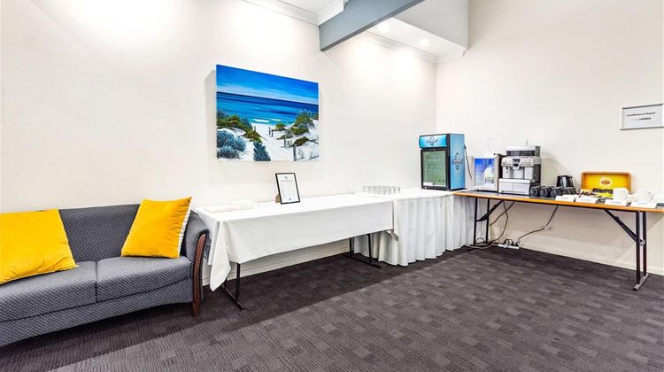 Quality Resort Sorrento Beach Meeting