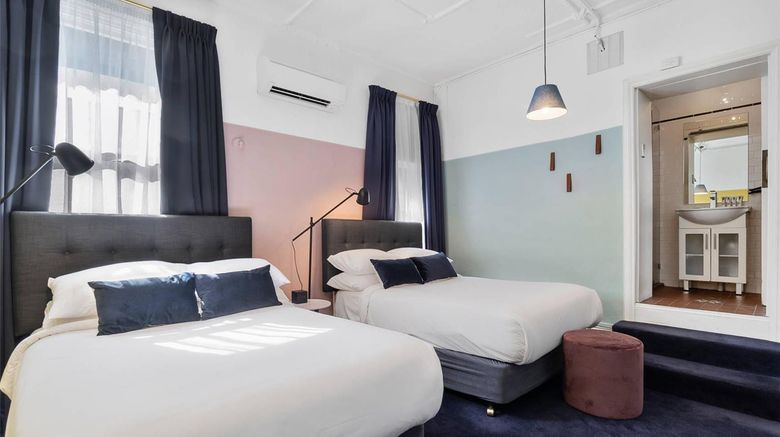 <b>Hotel Harry, an Ascend Hotel Room</b>. Images powered by <a href="https://iceportal.shijigroup.com/" title="IcePortal" target="_blank">IcePortal</a>.
