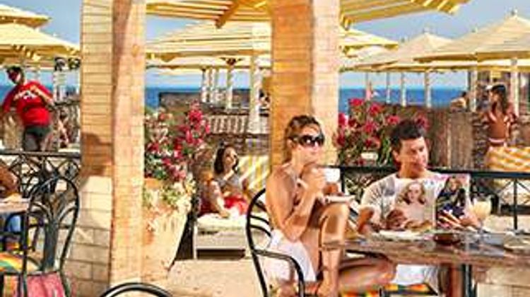Sunrise Holidays Resort Restaurant