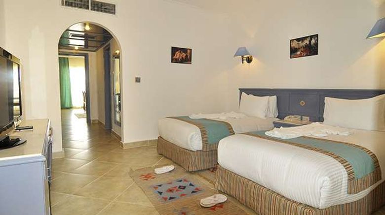 <b>Sunrise Select Royal Makadi Resort Room</b>. Images powered by <a href="https://iceportal.shijigroup.com/" title="IcePortal" target="_blank">IcePortal</a>.