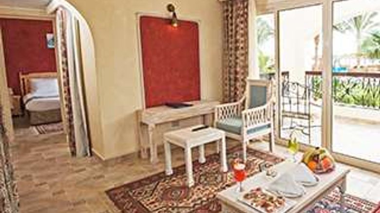 <b>Sunrise Select Royal Makadi Resort Suite</b>. Images powered by <a href="https://iceportal.shijigroup.com/" title="IcePortal" target="_blank">IcePortal</a>.