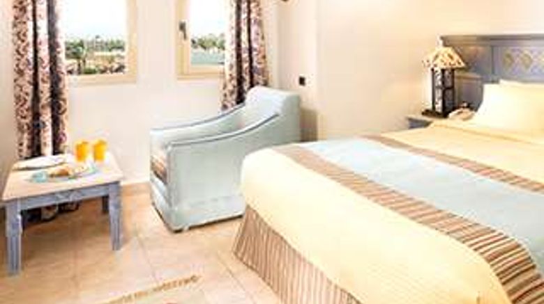 <b>Sunrise Select Royal Makadi Resort Room</b>. Images powered by <a href="https://iceportal.shijigroup.com/" title="IcePortal" target="_blank">IcePortal</a>.
