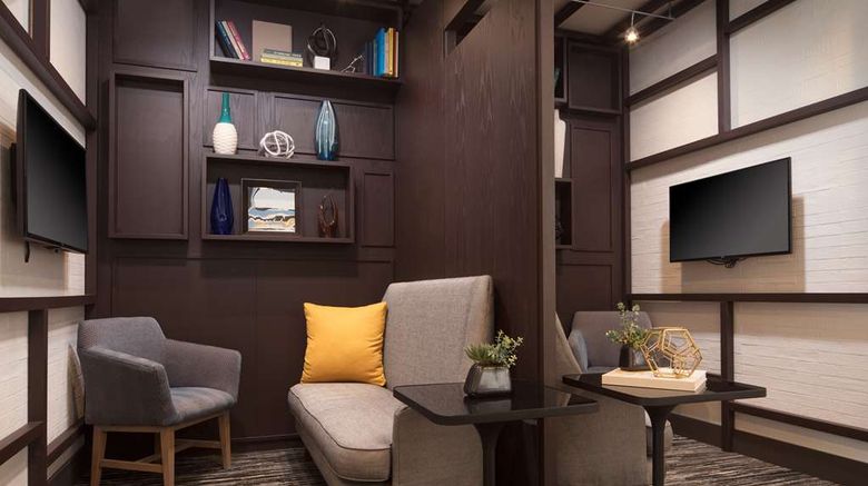 <b>Hyatt Place Oklahoma City Bricktown Lobby</b>. Images powered by <a href="https://iceportal.shijigroup.com/" title="IcePortal" target="_blank">IcePortal</a>.