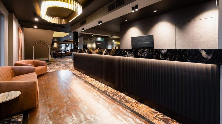 <b>Quality Hotel Parklake Shepparton Lobby</b>. Images powered by <a href="https://iceportal.shijigroup.com/" title="IcePortal" target="_blank">IcePortal</a>.